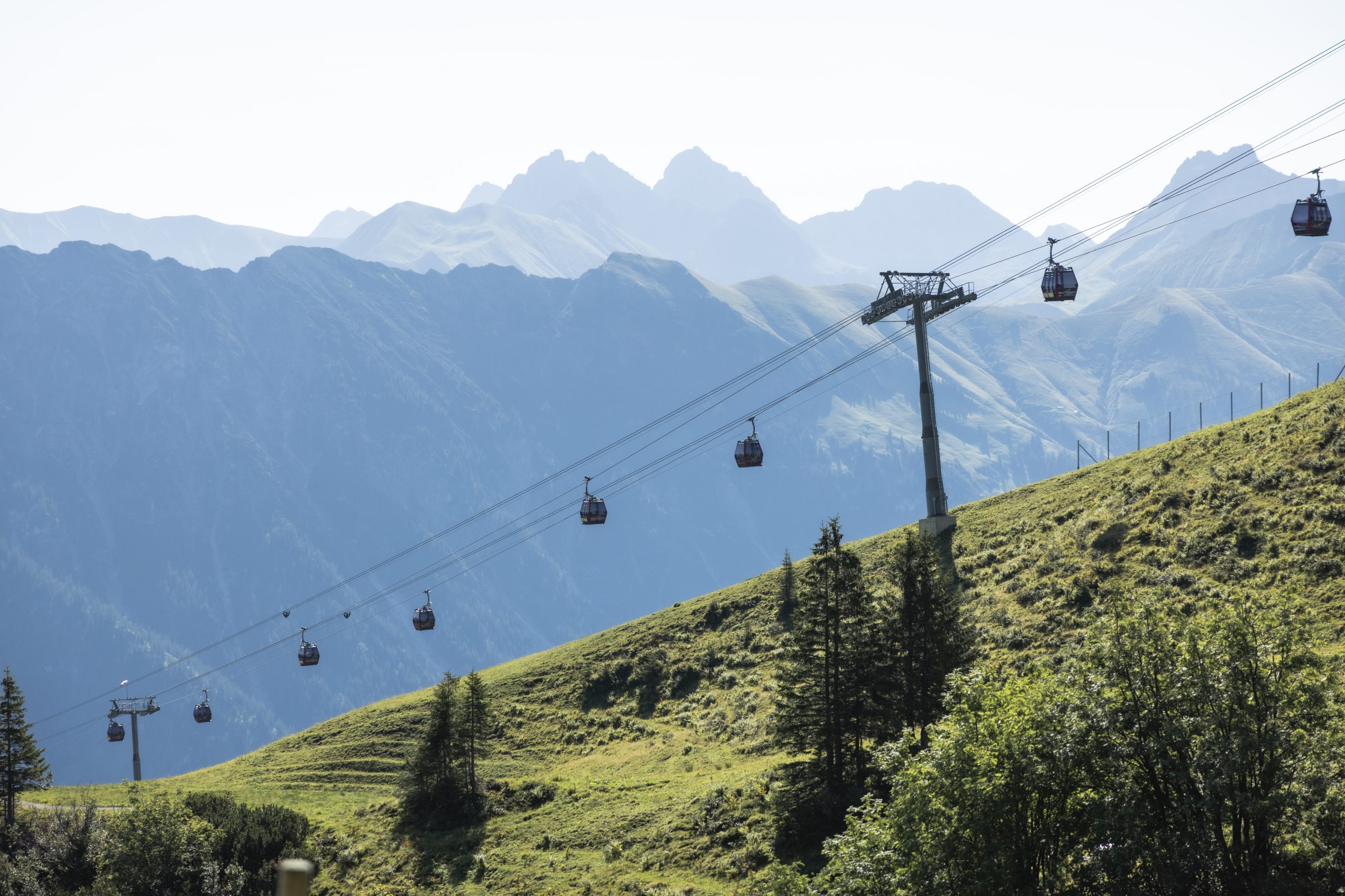 Bergbahn im Sommer in Oberstdorf und Kleinwalsertal